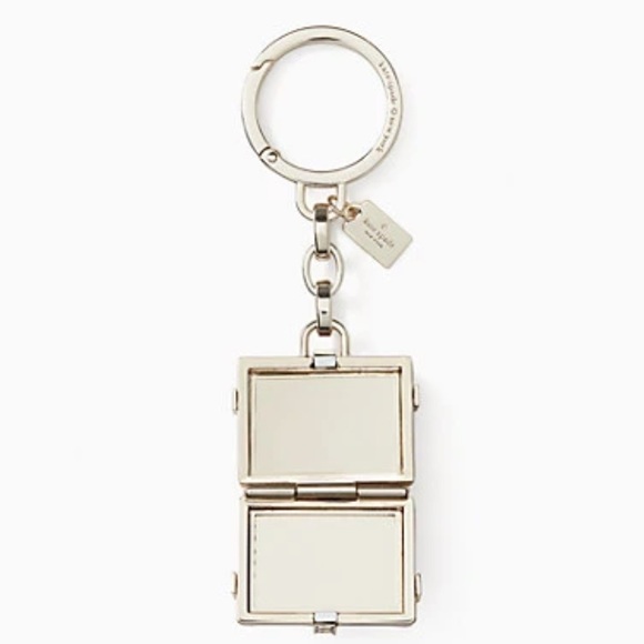 Kate spade wrapping party gift box key fob - Picture 2 of 3